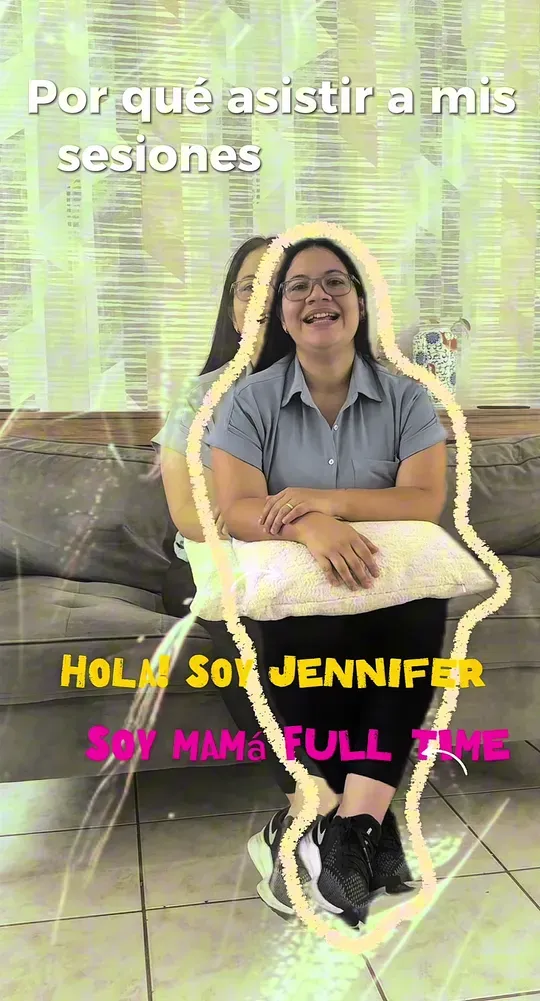 Jennifer, clienta, contando su experiencia en las sesiones